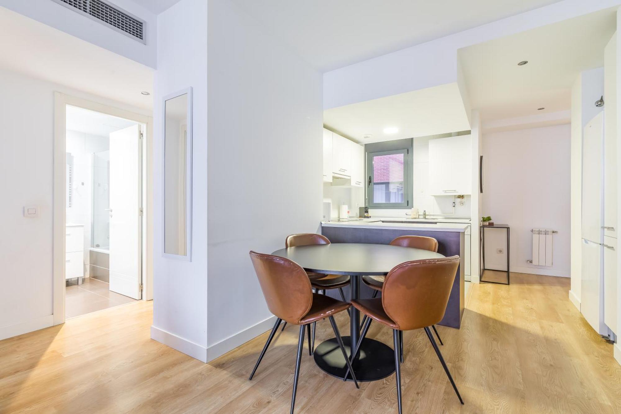 Caterina Pacifico Apartment Madrid Bagian luar foto