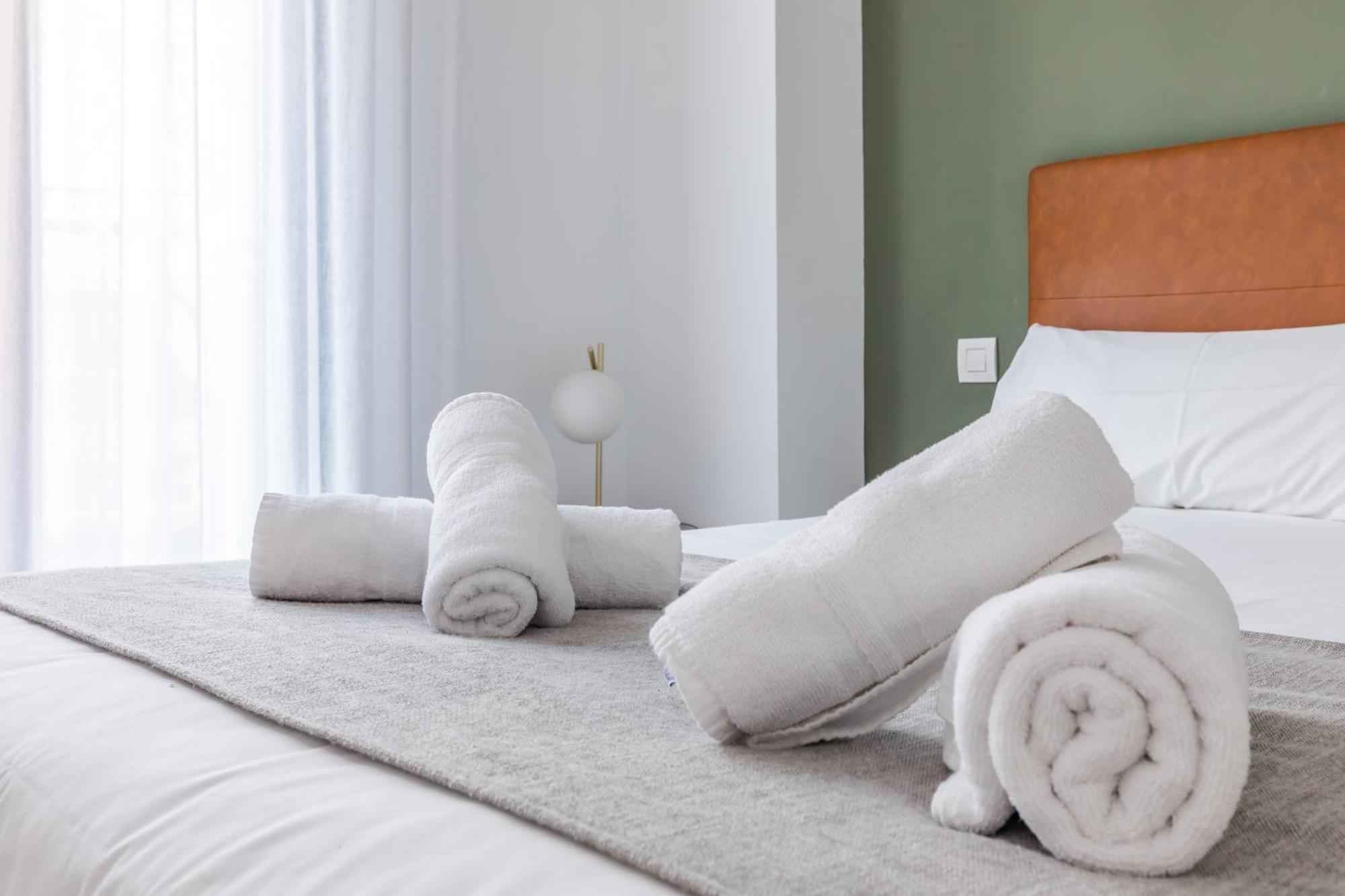 Caterina Pacifico Apartment Madrid Bagian luar foto